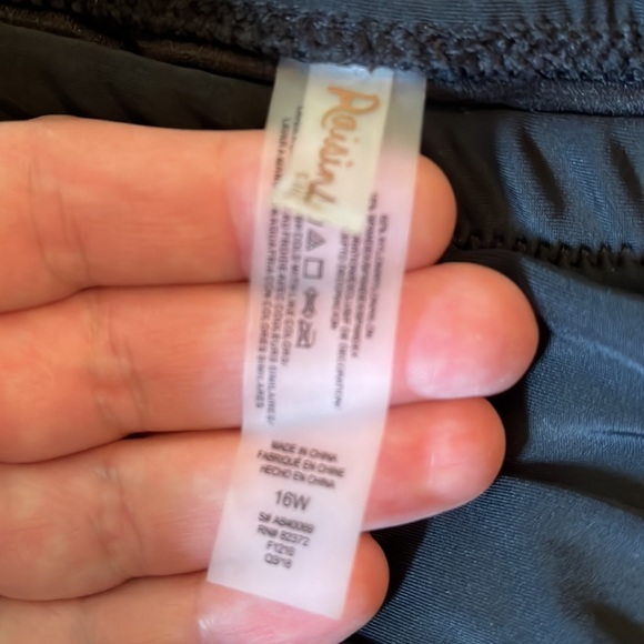 RAISINS CURVE Size 16W PinUp Girl Ruched Swim Skirt Stretch Sexy Slim $119 NEW - Picture 15 of 16